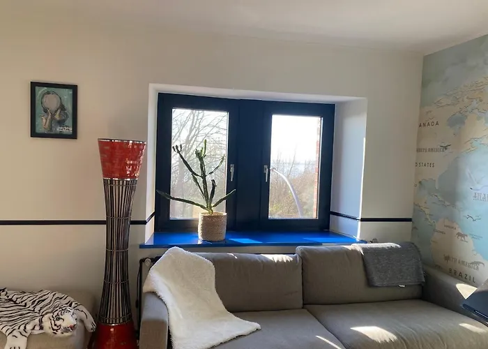 Urlaub Am Elbstrand - Wohnung In Blankenese Mit Naturblick
