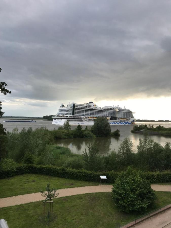 Urlaub Am Elbstrand - In Blankenese Mit Naturblick * Hamburg-Harburg
